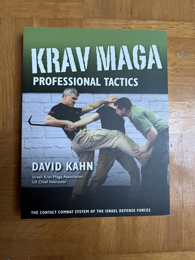 Buch von David Khan: Krav Maga Professional Tactics